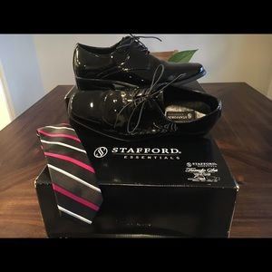 Stafford Men’s Black Tuxedo Shoes Size 12